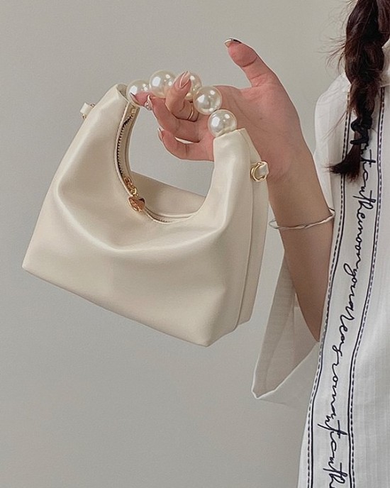 Chains Zipper Pearl Handle The Dumpling Bags