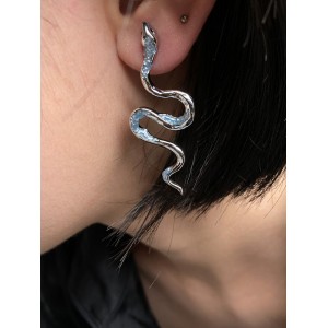 Original Cool Snake Shape Contrast Color Earrings Accessories