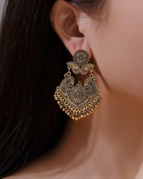 Retro Palace Style Exaggerated Carved Earrings