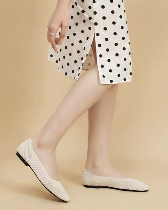 Solid Color Split-Joint Square-Toe V-Cut Flat Shoes