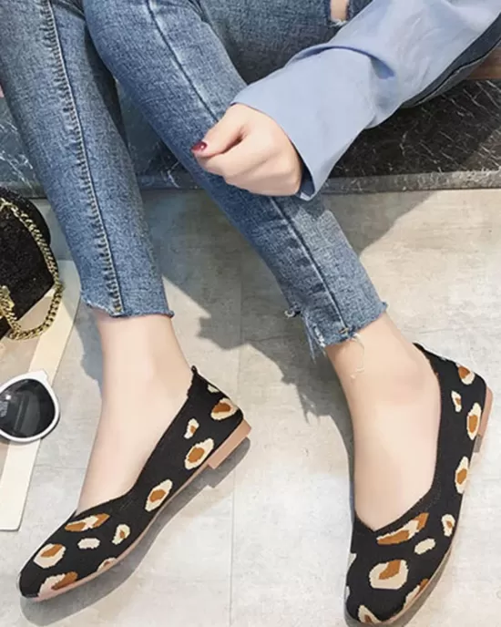 Breathable Contrast Color Leopard Flat Shoes