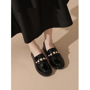 Round-Toe Split-Joint Loafers