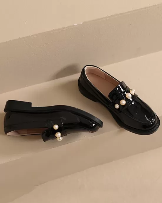 Round-Toe Split-Joint Loafers