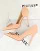 Pointed-Toe Shallow Cut Scarpin Salto Pumps