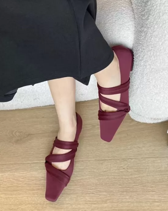 Solid Color Square-Toe Flat Shoes