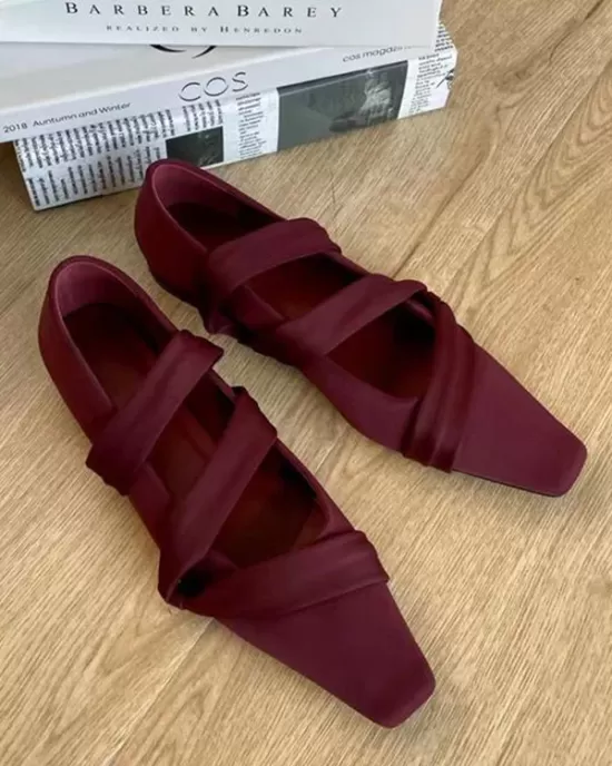 Solid Color Square-Toe Flat Shoes