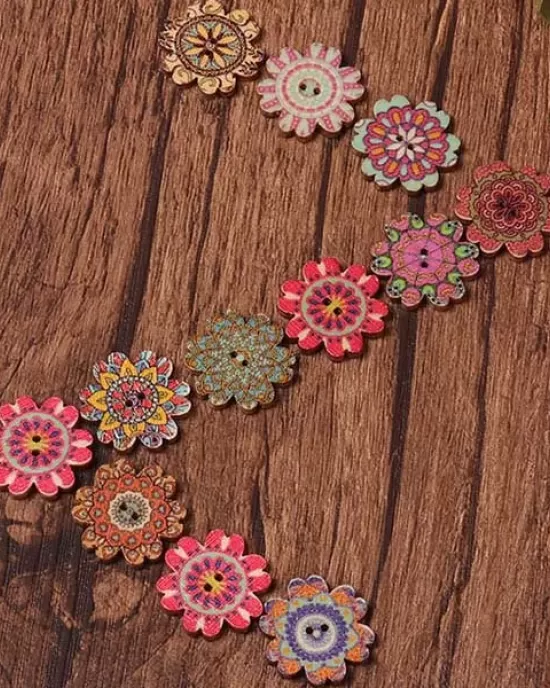 About 100Pcs Multi-Color Floral Pattern Buttons