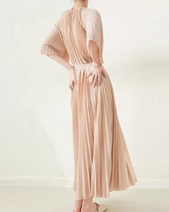 Loose Pleated With Waistband Solid Color Round-Neck Maxi Dresses