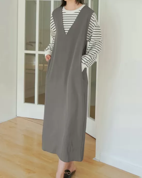 Casual A-Line Sleeveless Solid Color V-Neck Midi Dresses