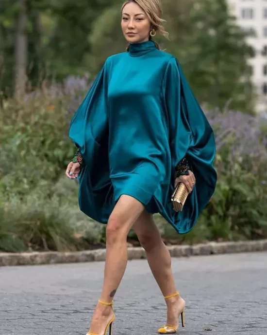 Going Out Loose Batwing Sleeves Buttoned Solid Color Mini Dresses