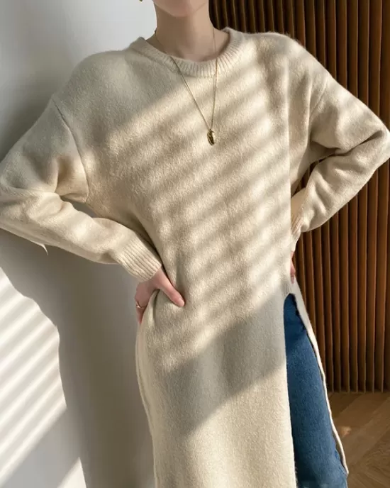 Loose Split-Side Solid Color Round-Neck Knitting Sweater Dresses