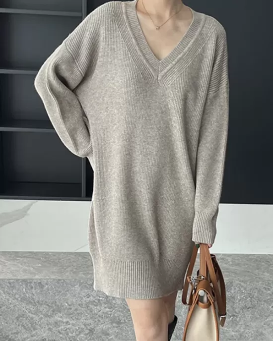 Simple Loose Long Sleeves Solid Color V-Neck Sweater Dresses