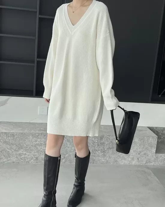 Simple Loose Long Sleeves Solid Color V-Neck Sweater Dresses