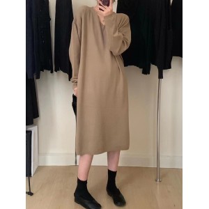 Solid Color Long Sleeves Loose V-Neck Sweater Dresses Midi Dresses