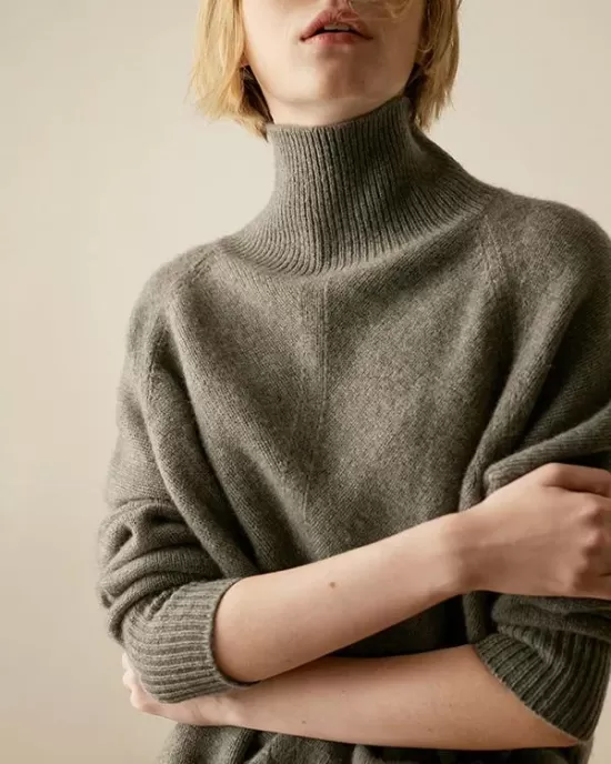 Warm Knitting High-neck Sweater