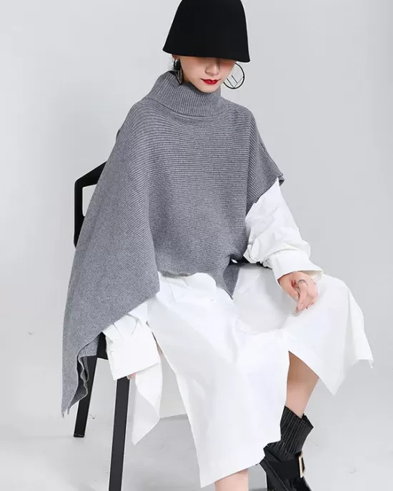 Original Solid High-Neck Irregularity Sweater