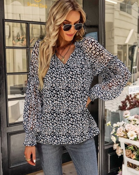 Casual Loose Floral Printed V-Neck T-Shirt