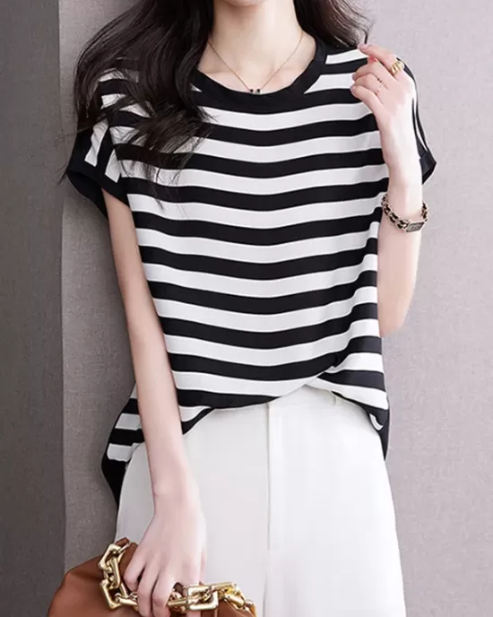 Contrast Color Striped Loose Plus Size Round-Neck T-Shirts