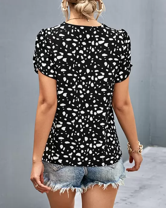 Printed Petal Sleeves Short Sleeves V-Neck T-Shirts Tops