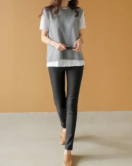 Simple Sleeveless Loose Buttoned Solid Color Round-Neck Sweater Vest Outerwear