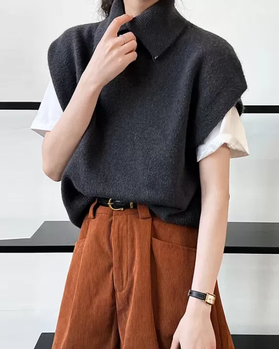 Buttoned Loose Sleeveless High Neck Vest Top Sweater